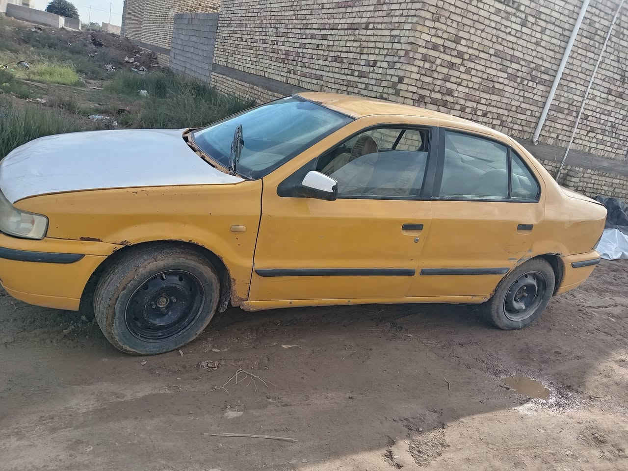 سمند 2011 رقم واسط  سنويه٢٠٢٤ للبيع تحويل موجود راعيها بالكوت 
محرك لا تنقيص ولا تبخير كهربائيات شغاله كير خير 
السعر ٢٩ وبيه مجال أو مراوس بسايبه نظيفه  مكاني واسط كوت  للاستفسار الاتصال بالرقم *********** او واتساب
