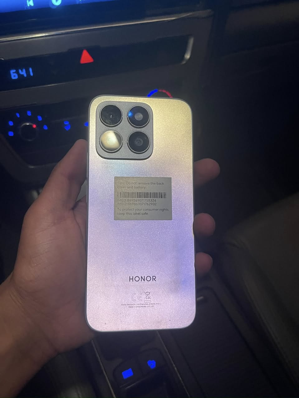 honor x8b جهاز 
ذاكرة 512
شاشة 90Hz
بطارية 4500 
نظافة الجهاز 90 
معالج سناب دراكون 680 
جهاز ملحقاتة ويا كارتونة + شاحنة 
السعر 210 وبي مجال جداً بسيط


**إذا كنت صاحب هذا الإعلان وتريد حذفه لأي سبب، رجاءا أرسل رسالة إلى الدعم الفني**