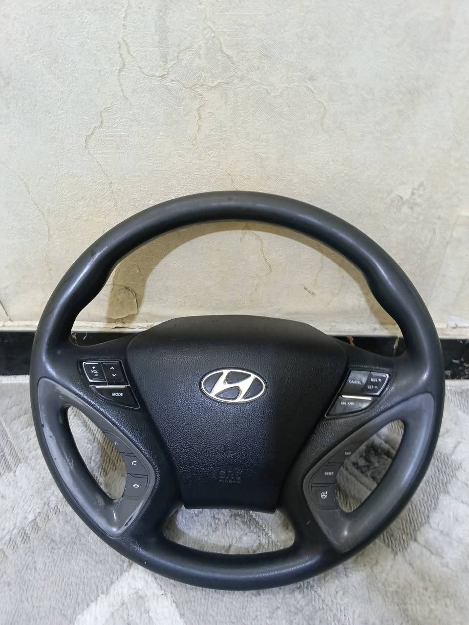 السلام عليكم عندي دركه استيرن كامله سوناتا موديل 2013السعر 50وبيها مجال الإستفسار


**إذا كنت صاحب هذا الإعلان وتريد حذفه لأي سبب، رجاءا أرسل رسالة إلى الدعم الفني**