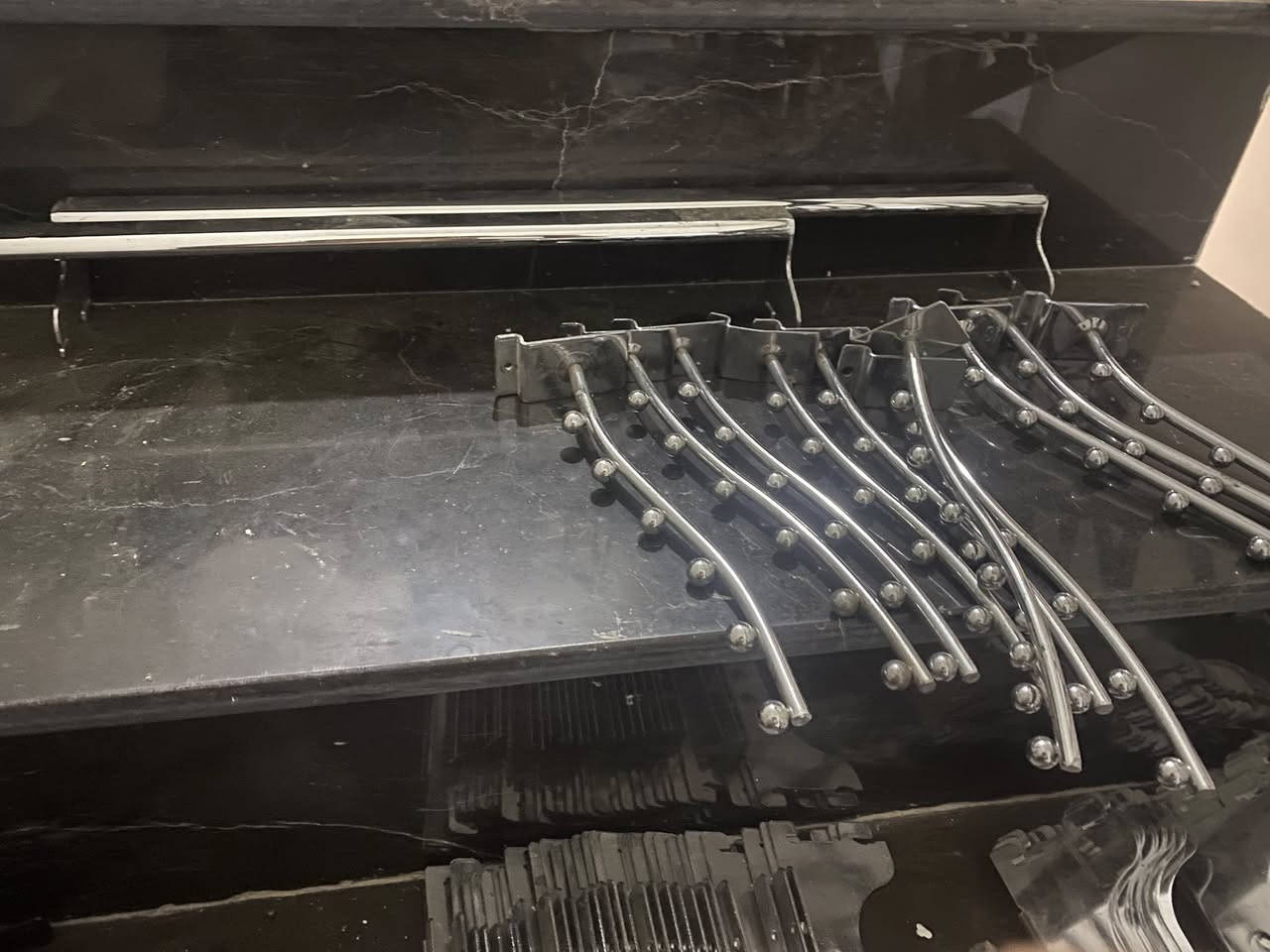 ٢١٤ ستاند مثل الي بالصورة 
سعرهم ١٠٠ الف


**إذا كنت صاحب هذا الإعلان وتريد حذفه لأي سبب، رجاءا أرسل رسالة إلى الدعم الفني**