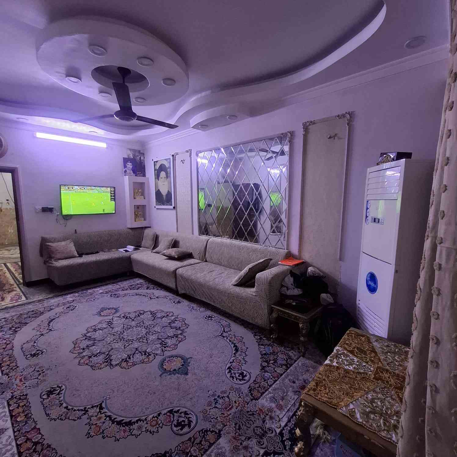 دار للبيع في حي اور تقاطع علاوي الاسمر، استقبال و صالة و مطبخ و ٣ غرف نوم ثنين سويت و خدمات داخليه و خارجية المساحة ٨٠ متر
للاستفسار الاتصال على الرقم ***********
