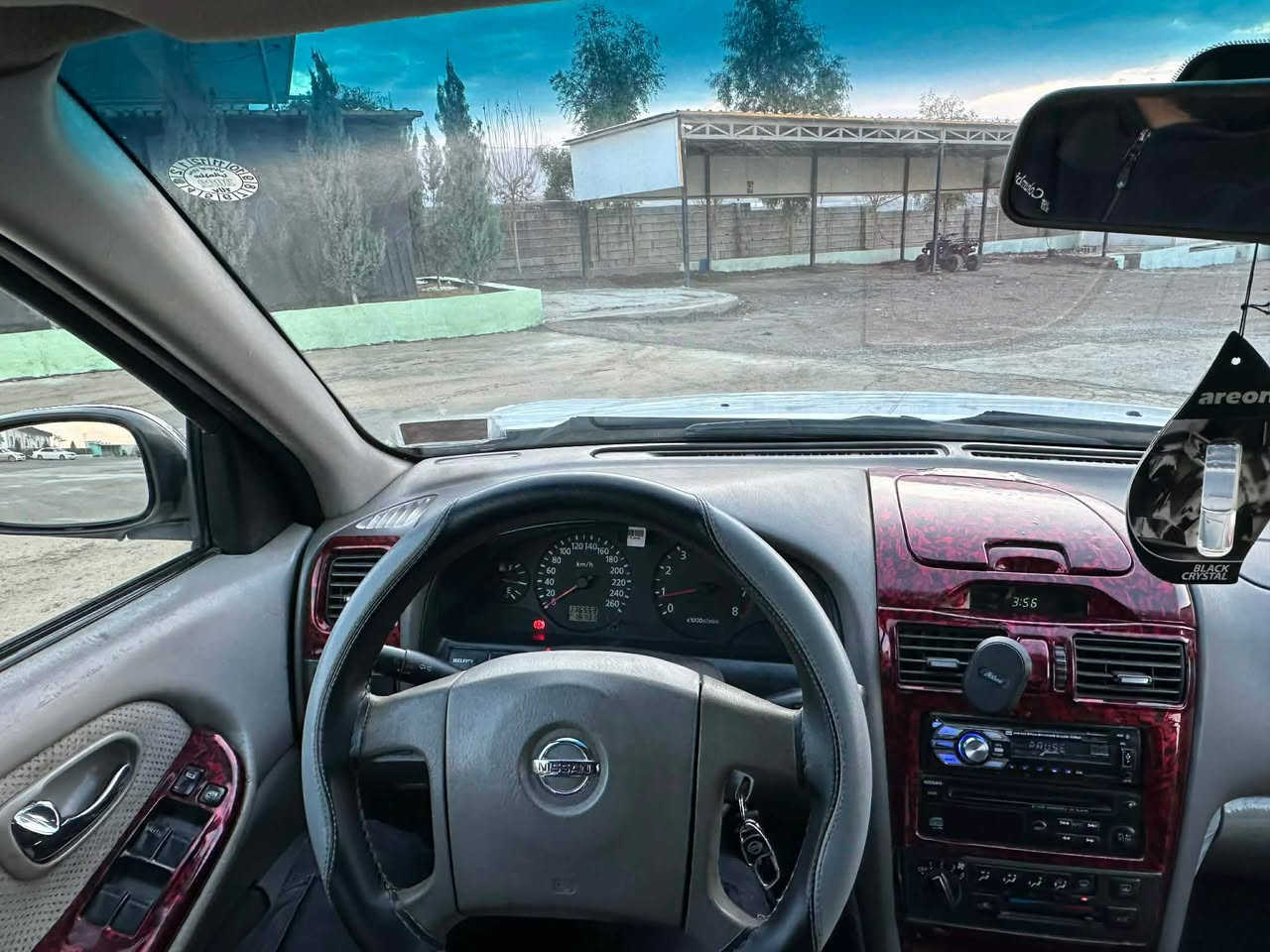 ماکزیما ٢٠٠٢ نمونە١ پارچە بۆیاخ بەبێ دەعم  ٢٥٠ مەسروفی تیا نیە چرکەو ١٠٠ دۆلار ببڕە گێرو ماکینە بەشەرتی١٠٠ فیتەر تەبرید سارد و گەرم لەگەڵ سویچا ئارم سلیمانی بەشەرتی ئارمو ئەوەلیاتو خرامە داشبڵو بەرە درگاکانی لۆک لۆکن موشتەری نیت سەرمان مەیەشێنە لەگەڵ ڕێزم *********** السليمانية, العراق
