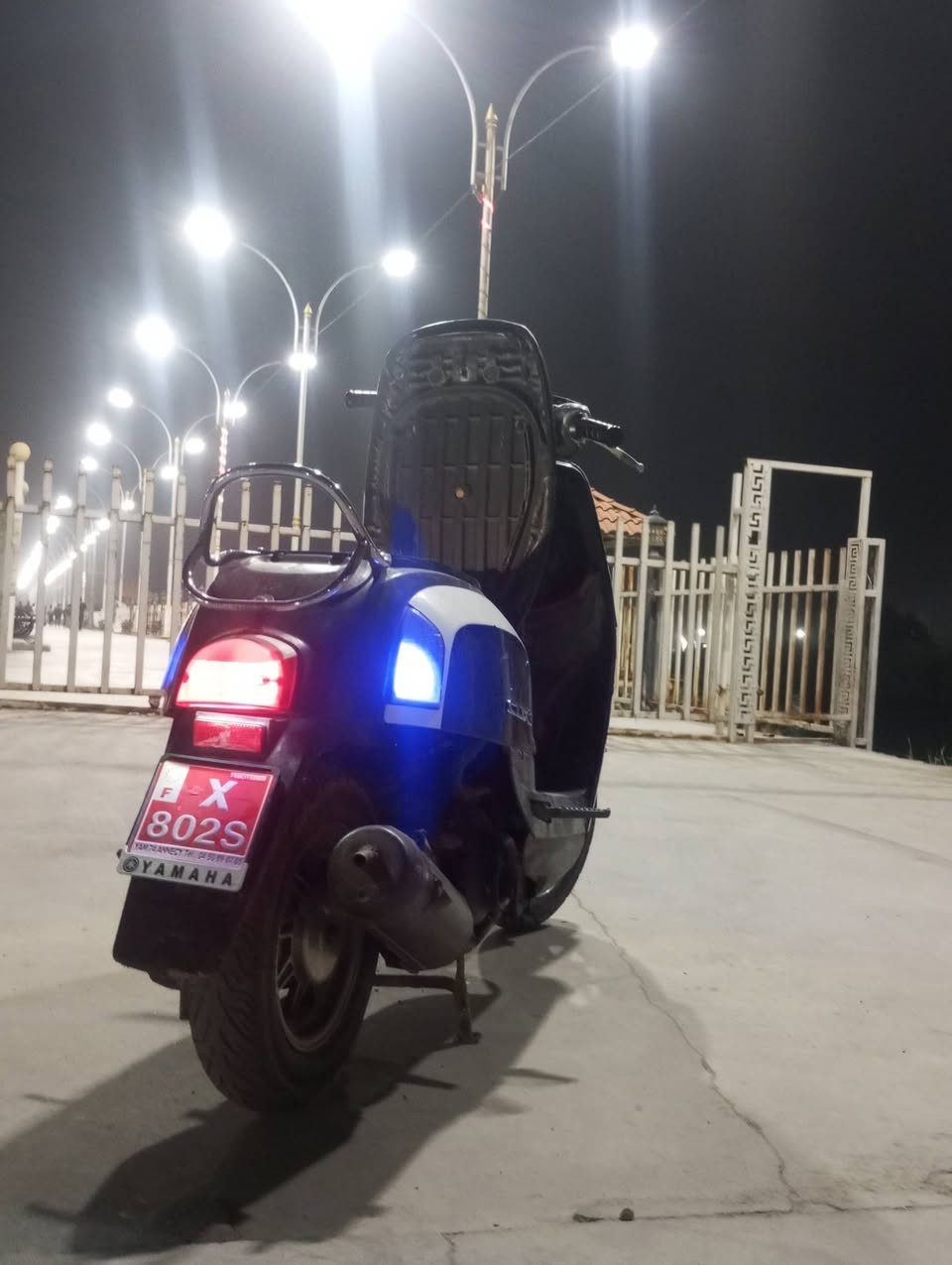 السلام عليكم دراجه ماكس بوليسي للبيع الدراجه مفتوحه 55شلعه او معدل كهربايته كله شغاله سلف شغال عوزه باتري هندر شغال الدراجه نضيفه او حلوه العنوان ناصريه سوك الشيوخ المو شراي لا يراسل التصال عل رقم ***********
