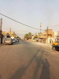 دار للبيع بغداد الحسينية بداية مسقط شارع المدارس 100متر طابق ونص طابو ...