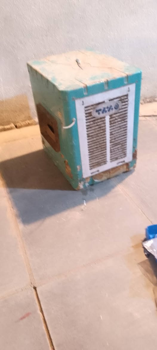 كشر مبرده كبير ونضيف
مبرده وسط نضيفه
سعر خاص والشراي بي خير ويدلل


**إذا كنت صاحب هذا الإعلان وتريد حذفه لأي سبب، رجاءا أرسل رسالة إلى الدعم الفني**