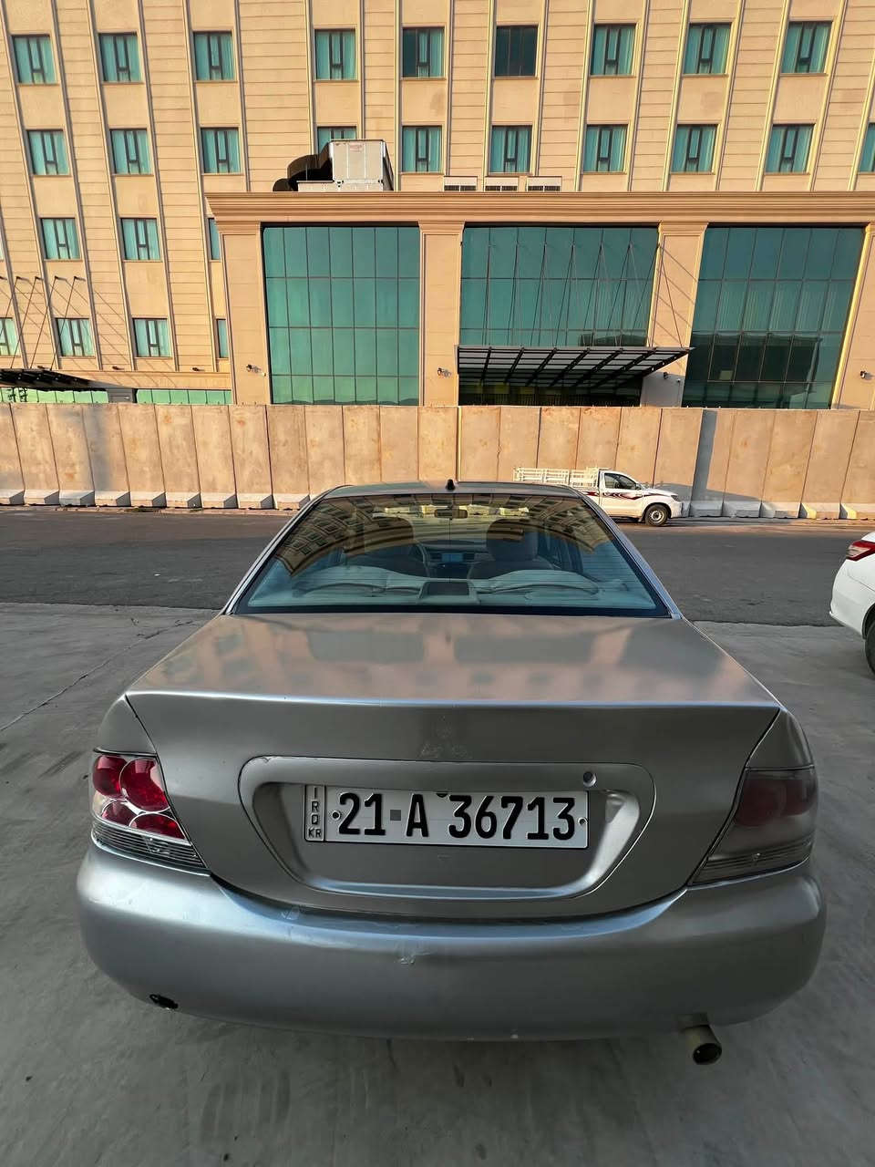 لانسەر ٢٠٠٧
مەکینە گەورەی بیلادی
گێڕ تۆماتیک
چوارجام کارەبا
سیستەمی غازی تورکی و بەنزین
گێڕ و مەکینە و تەبرید و کارەباییات بەشەرت
سەنەوی تا ٢٠٢٩ بەناوی خۆمە
هەزەی نوێیە
چوارتایەی ئەصلی لەبنە
شاشە ئایپاد و کامێرا
ناو زەردە
سبوغ عامە
دەعمی قورسی نییە
تەبرید لە سلۆری
نرخی 63$ و معاملە
*********** 
لە هەولێرم
