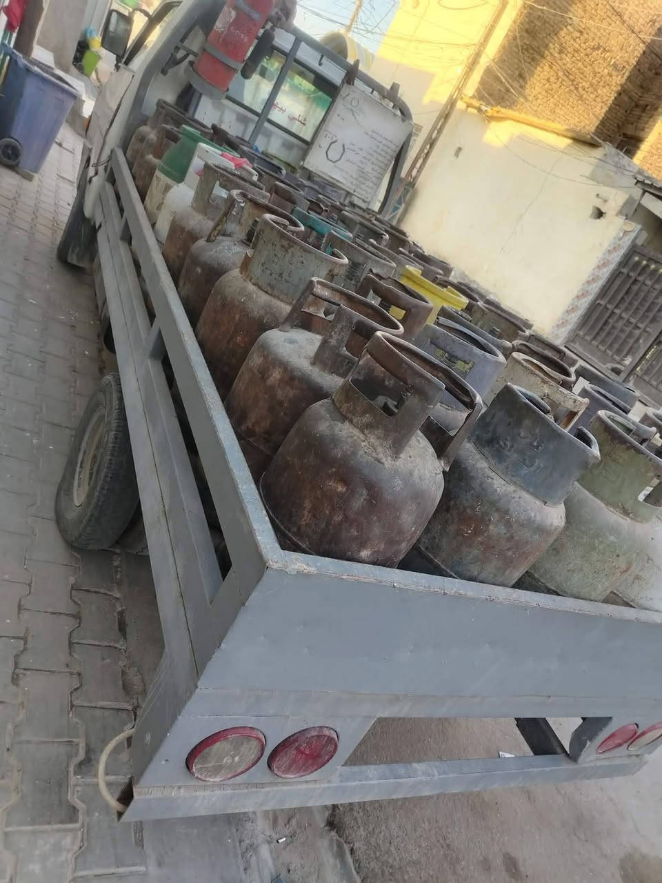 للبيع سياره كيا بنكو موديل 94سياره  غاز مع وكاله ولقناني كير اكسن مكينه مكفولات مداور شوكت ميعجبك 
مكان النجف الاشرف معمل الشمالي معمل الجديد للستفسار ***********
