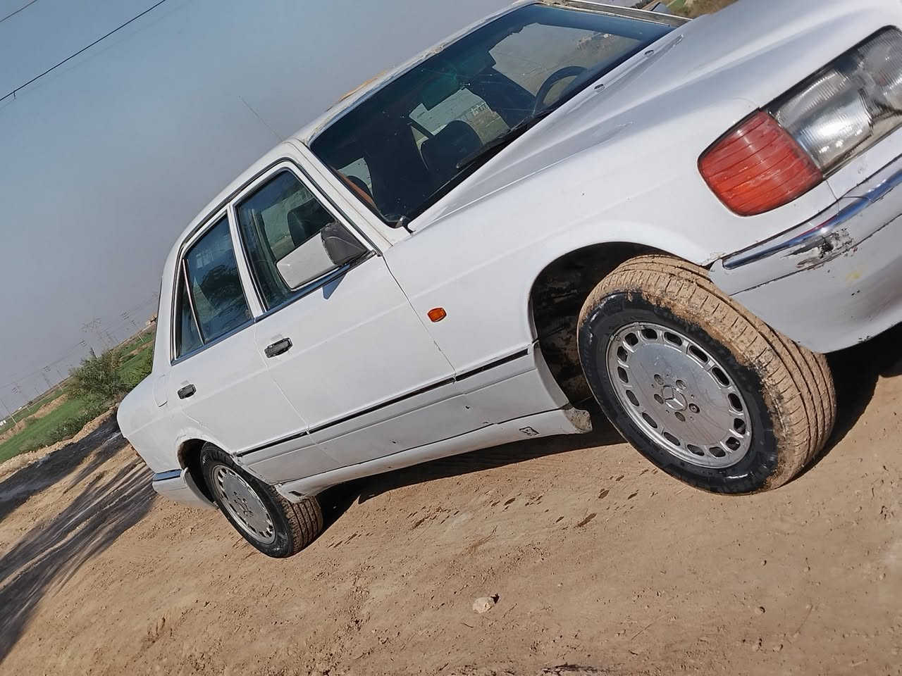 سلام عليكم
للبيع مارسيدس رئاسي 

موديل 85

محرك جديد 2500 و الكير بي ضعف 

رقم دولي راعيهة يريد مداور 

سياره حلوه و سعرهة مناسب 45 و بيهة مجال لطيبين 

سياره بلاديه ما مصبوغه 

العنوان ميسان 

***********
