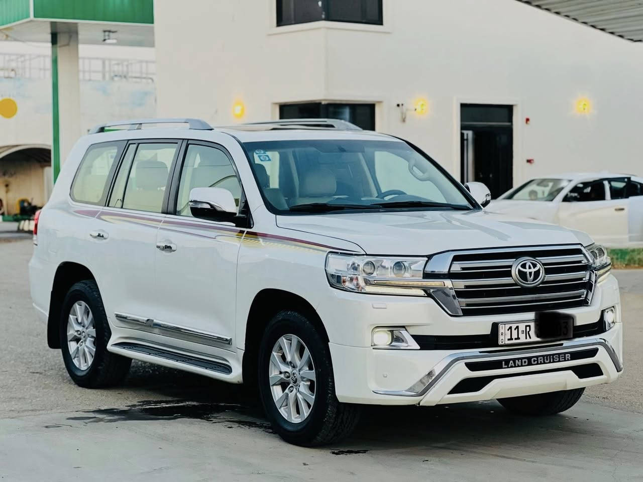 لاندكروز 2017 بريم ام الدفدي
مكفوله ماشيه ١١٢الف 
سياره جديده 
***********
