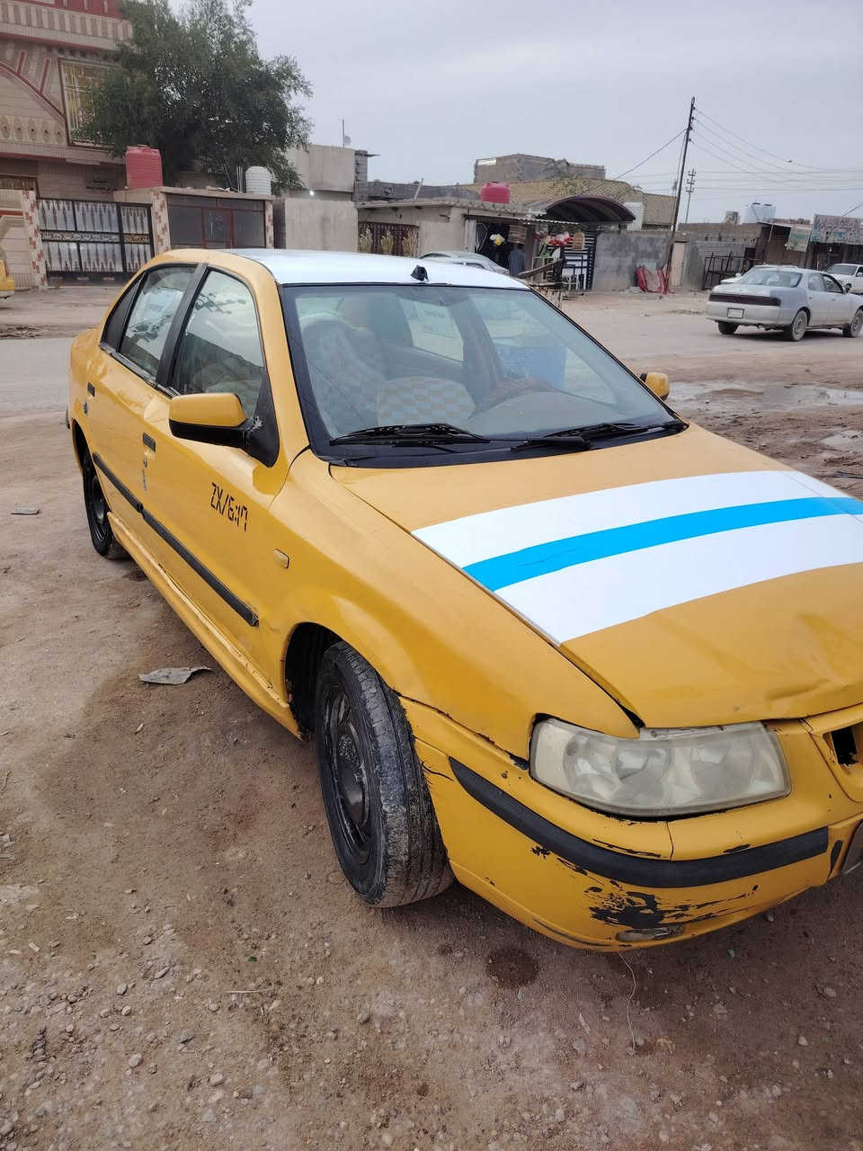 السلام عليكم سياره سمند ناطق ٢٠١١ كير مكينه  حداده خير من الله  مكاني بصره الزبير  متوازي ع بيعها ٢٧ وبيها مجال  ومتوازي بيعها كلش رقم ***********
