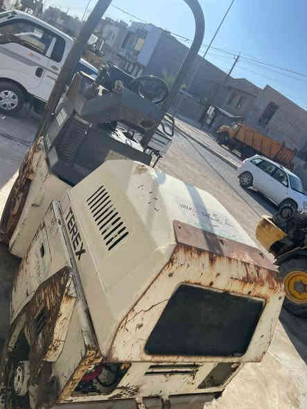 السلام عليكم 
حادلة تريكس 2007 دبل فابريتر شغالة وحيل حلوه ونضيفة هواي 

السعر 50 ورقة 
مكاني صلاح الدين 
رقم الهاتف ***********
