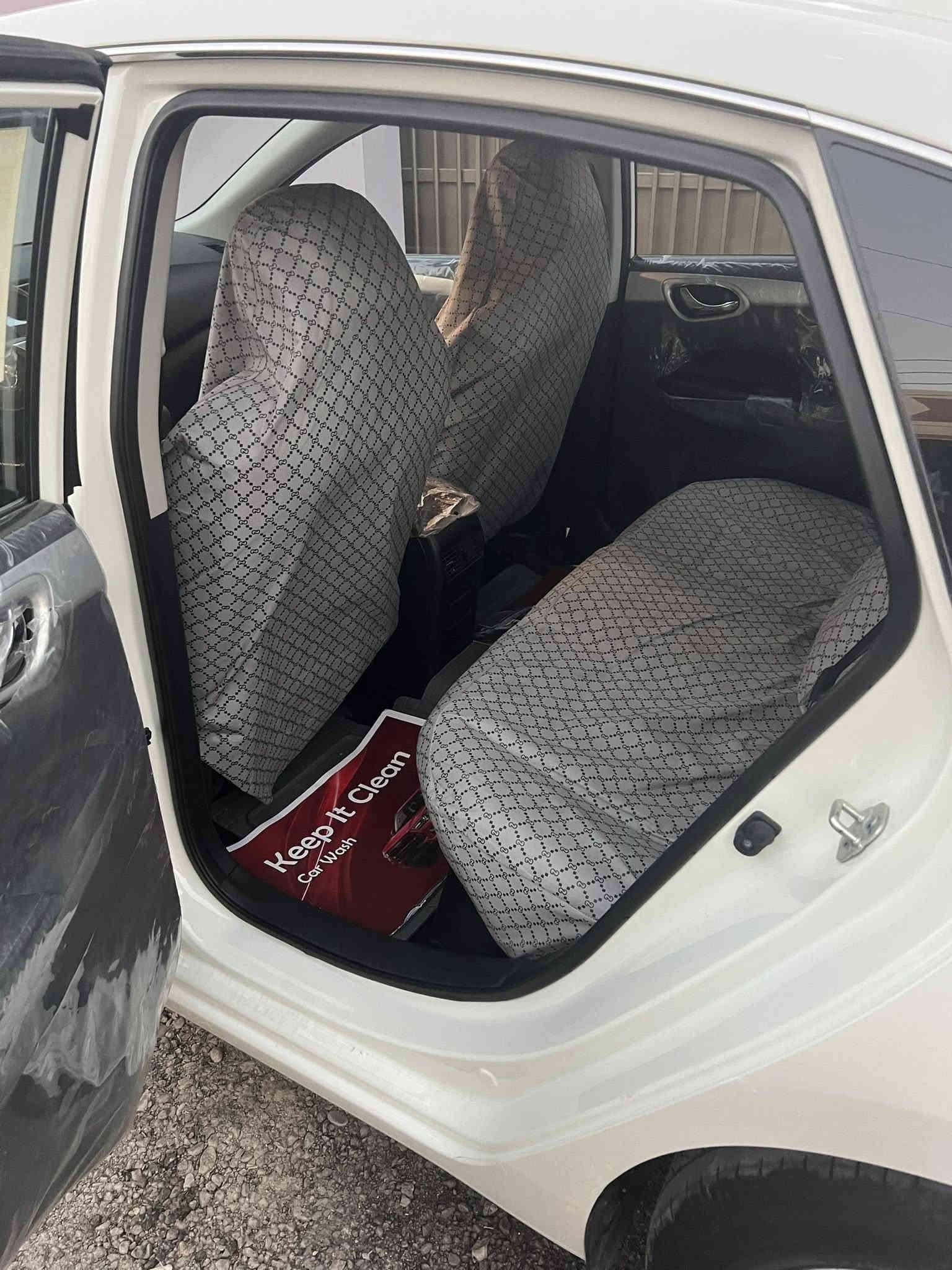 السلام عليكم للبيع أو المراوس سنترا موديل 2024 استلام 2025 رقم اربيل بأسمي تحويل أو وكاله حاضر مكفولة كفاله عامه 
ماشيه 13 الف فقط 
دوشمة ارضيه جلد وكشنات 
مكينة 1600 
شاشة + كامرة 
إطفاء ذاتي 

العنوان / بغداد 
السعر / 129$ 
التلفون / ***********
