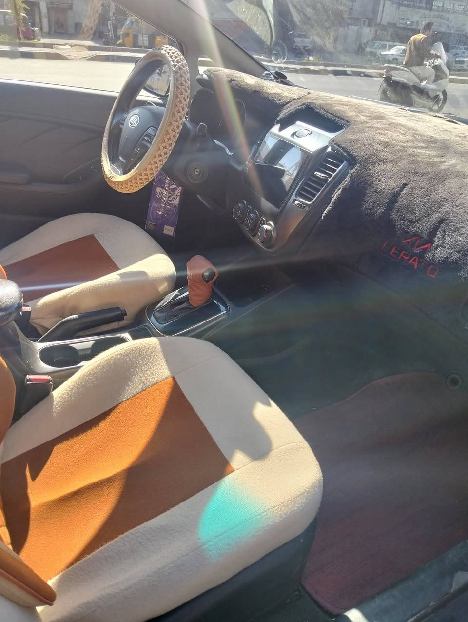 السلام عليكم
فورتي 2018 الحادث موظح بالصور مع السونار المندلاوي السعر 115 بيها مجال قليل بيها تعديل لغد وشاصي جه اليمين فقط سيارة جاهزة الأخير تبريد ثلج ألف ما تصرف عليها رقم بغداد باسمي عنواني بغداد مدينة الصدر ترهم مراوس اللانترا موديل 20


**إذا كنت صاحب هذا الإعلان وتريد حذفه لأي سبب، رجاءا أرسل رسالة إلى الدعم الفني**