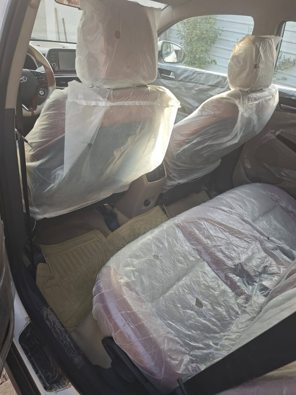 توسان 2020 الكاصد كفاله عامه من الصبغ
البارد فقط رصعه بجنطه سانتيم فقط 
السعر 210$
اتصال فقط ***********
