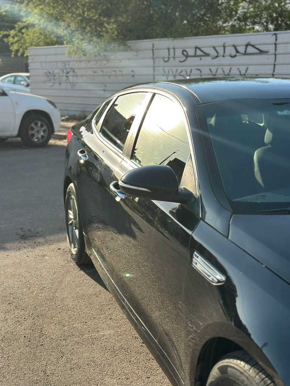 للبيع أو حسب القناعة
Kia أوبتما 2019 وارد أمريكي حادثه بس بنيد وبيهة هلال  سيارة جديدة حرفياً ومال جناي رقمهةسليمانية  بأسمي هزة ورقم كلة جديد 
المواصفات 

مكيـنة 2400 مكفولة من كلشي 
گير مكفول 
صدر أمامي خلفي جديد 
تخم تاير جديد
تبريد ثلاجة + تدفئة 
حساس أمامي + رادار امامي تنبيه توقف مفاجى
رادارات جانبي نقطة عمية
رادار تحديد مسار 
حساسات خلفي + كامرة خلفية دوار
أشاير بل مري 
تحكم ستيرن جهتين أكيد 
مثلت سرعة و٣ وضعيات قيادة 
شاشة كبيرة 
لايتات فول زنون عالي ناصي 
باقي تفاصيل معروفة 
سيارة جديدة والصور واضحة گدامكم 
وكلشي بسعرة حسب نظافة أكيد 
مكاني بغداد حي ألاعلام 
السعر 123$ وبيهة مجال حك الجية 

***********
