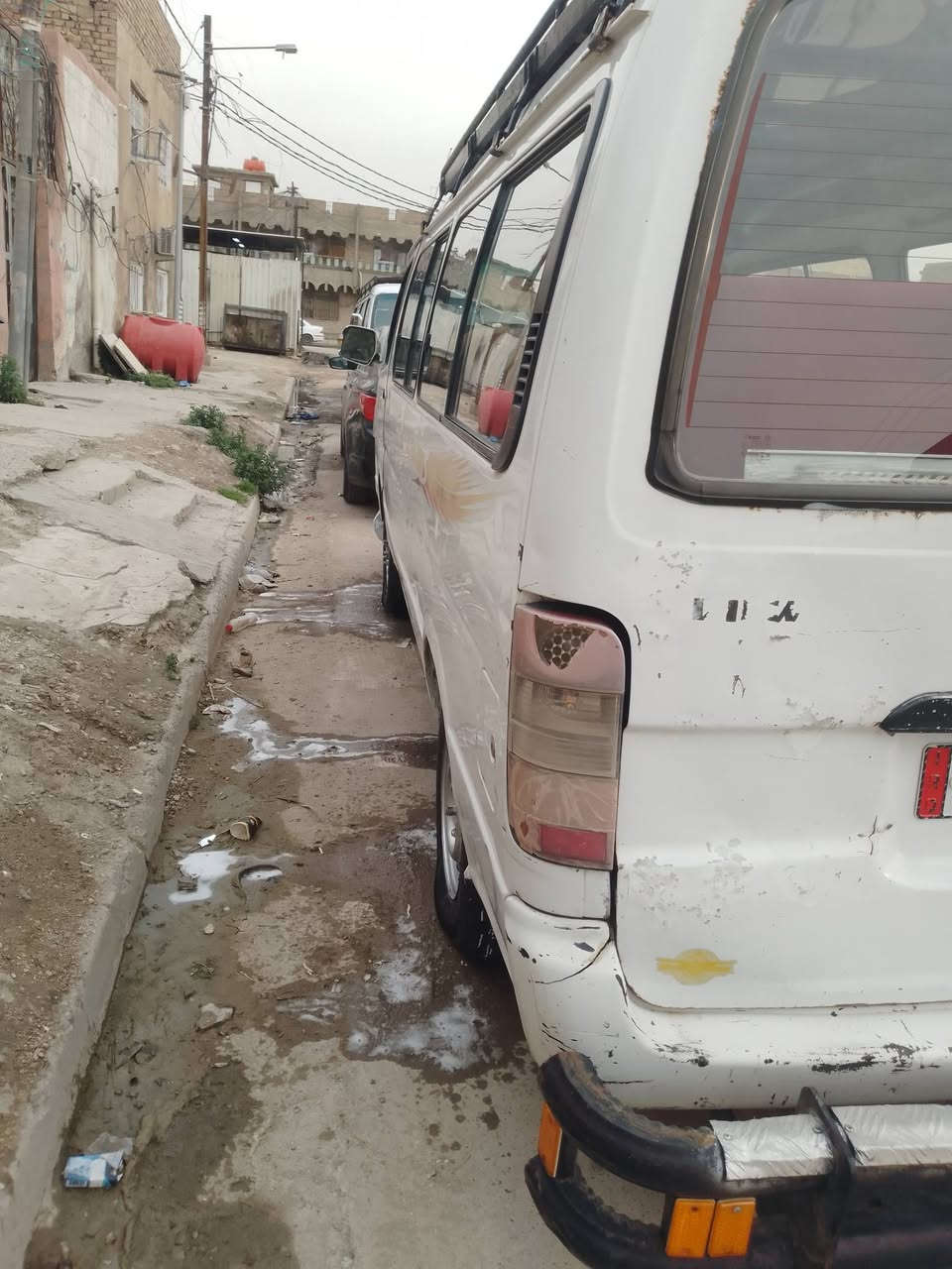 السلام عليكم عندي فتون للبيع 2008 سياره مصفره هيئه وغرامات وضريبه تحويل ثاني يوم اتصل سعر ب 48 وبيها مجال حق الجيه *********** عاوزه ترتيبات تصل وتدلل
