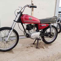 دراجة نارية • اوراق ناقصة • ميسان صدر