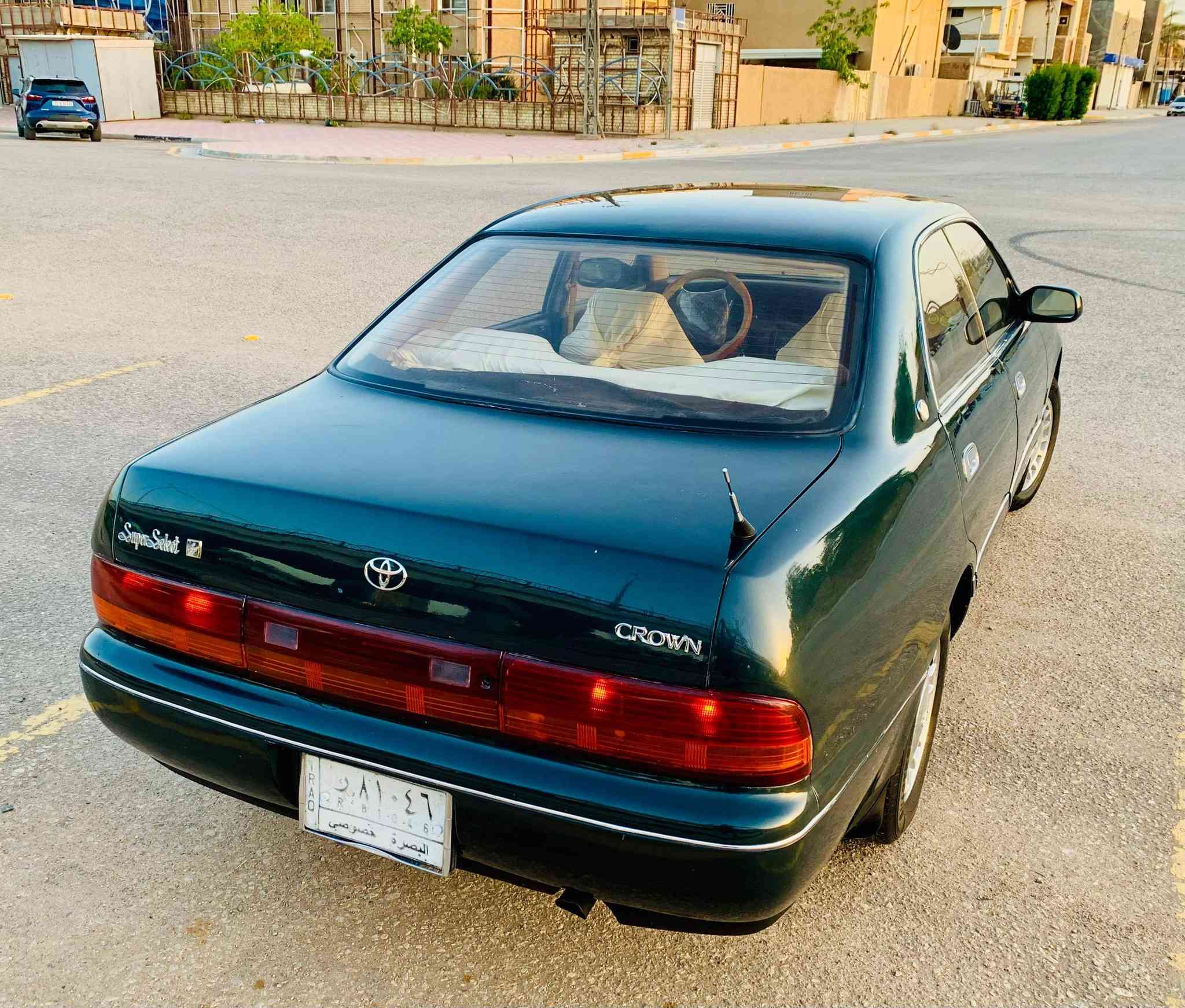 السلام عليكم ورحمة الله
للبيع بطه متصل لون زيتوني موديل 1993 رقم بصره تحويل مباشر 
گير ومكينه 2500 شرط النظافه 
السياره كفاله عامه من كص ونقل وعيب وضربه واصوليات فقط رشه جماليه اثر جراد مابيها قطره معجون السياره جاهزه من دواخل حاويه تبريد ثلج ❄️ تخم تاير حداديه كهربائيات كلها شغاله ويل بچم بك لايت ادامه جديده باتري داينمو سلف مامخلي بيها نقص مال جناي مكان السياره كربلاء السعر 52 وبيها مجال بسيط 
للاتصال،، ***********
