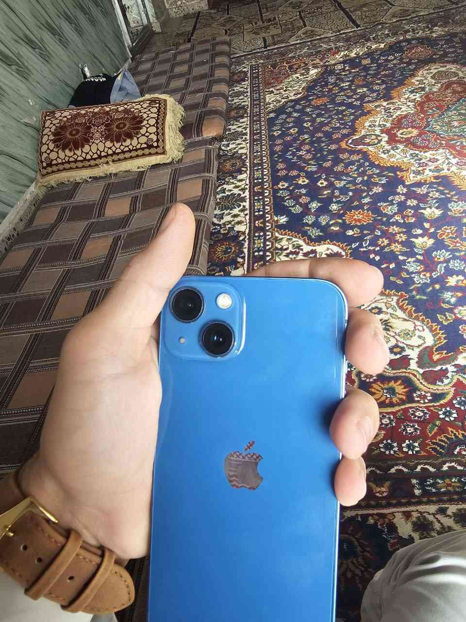 السلام عليكم 13عادي وتر ممفتوح
مراوس ب s23 الترا ذاكرة 128 مكان بغداد قضاء أبو غريب 
***********
