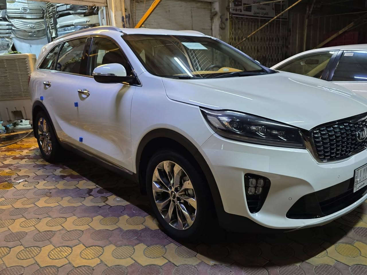 سلام عليكم 
سورنتو خليجي ١٩

٦ سلندر مكفوله كفاله
٧ راكب
كشنات جلد كهرباء
حساس امامي خلفي
كامره دواره
بصمه ترحيب
مواصفاته معروفه
رقم مثنى جديد
باسمي
مكان السياره سماوه المركز
رقم الموبايل ***********
