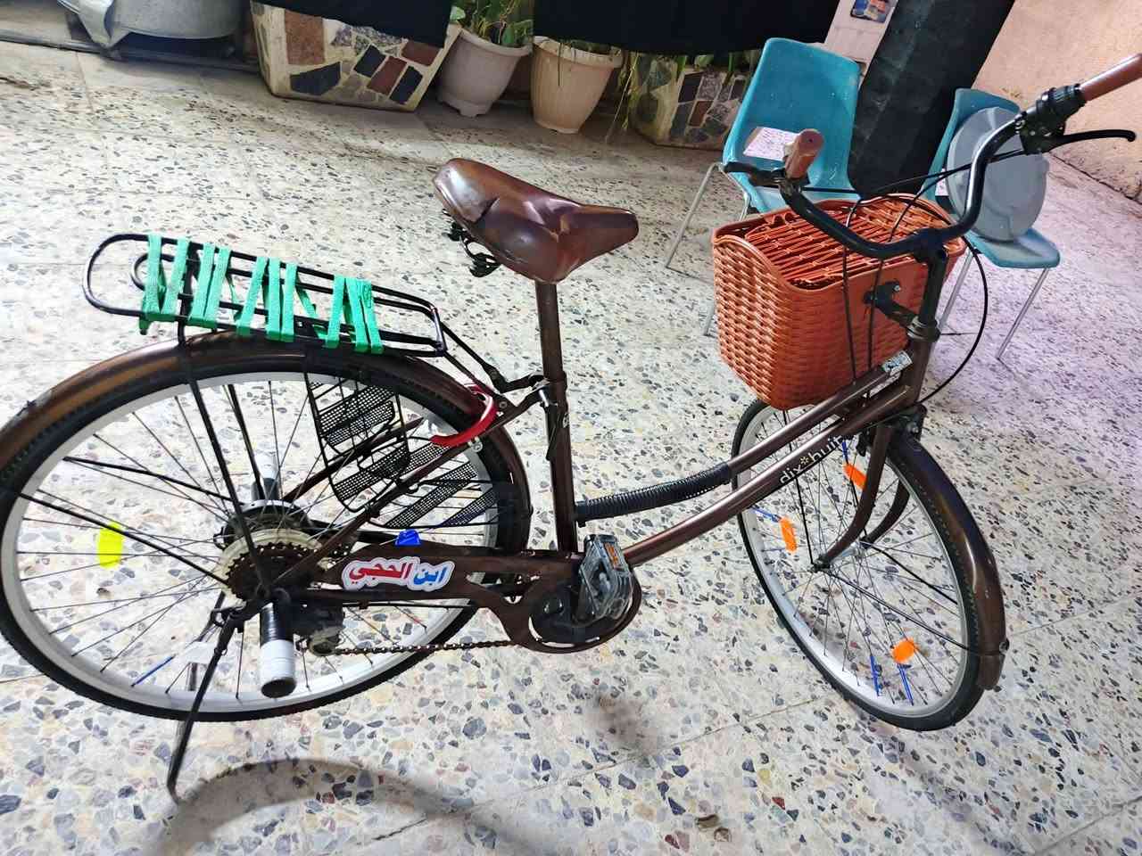 السلام عليكم بايسكل بناتي للبيع 6 نمر موديل 2016 سعر 95 وبي مجال. العنوان بغداد عبيدي شهداء الثالثه الاستفسار متواجد فيس او رقم ***********
