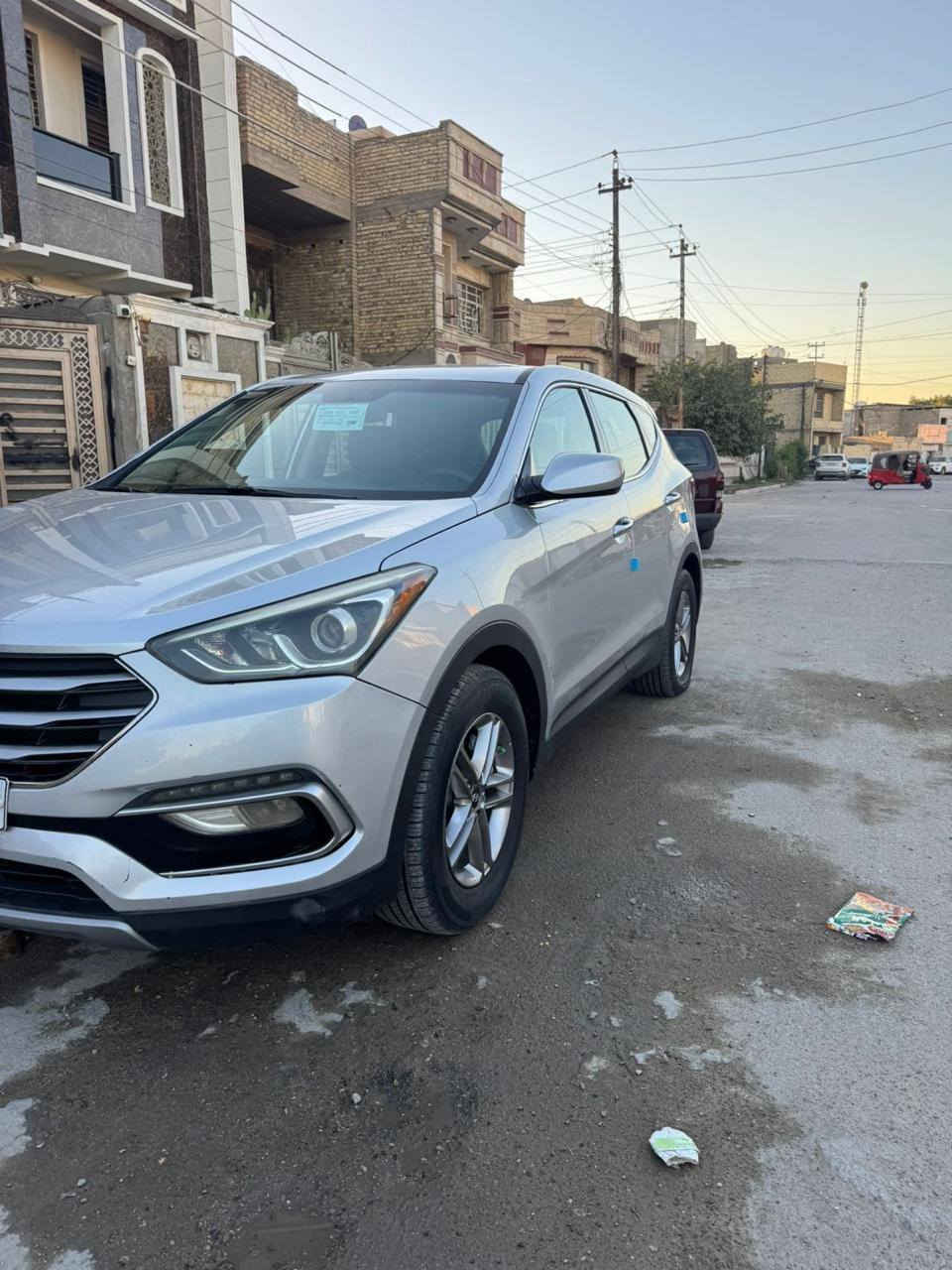 سنتافي للبيع موديل 2017 وارد امريكي حادثها شخط بين البابين صدر والخلفي بيها صبغ بجيهه الصدر والباقي مكفول دواخلها مكفوله مكيه وكير وصدر امامي وخلفي جديد تخم تاير جديد سنويه 2030 تبريد تتفئه رقم بغداد الدولي الجديد السياره جاهزه وجديده السعر 134  الاستفسار على الرقم *********** عنوان بغداد البلديات
