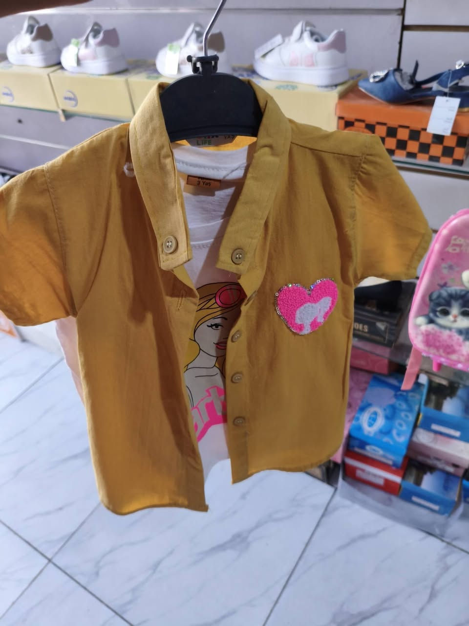 تصفية ملابس واحذيه محل قطع اخيره

اي قطعه داخل المحل ع 5الاف و3 الاف 

جميع الملابس جديدة وليس فيها اي عيوب كذالك الأحذية 

المكان عفك جسر المستشفى قرب اسواق العائله


**إذا كنت صاحب هذا الإعلان وتريد حذفه لأي سبب، رجاءا أرسل رسالة إلى الدعم الفني**