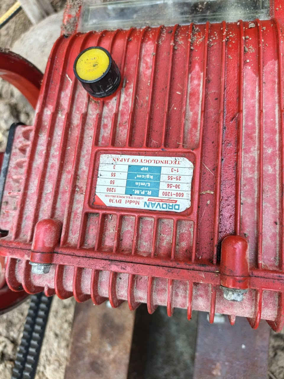 السلام عليكم
مضخه غسل كامله الماطور 4حصان 
جديد مستخدم 10ايام قسم بالله
سعره 350 وبي مجال 

*********** واتساب
