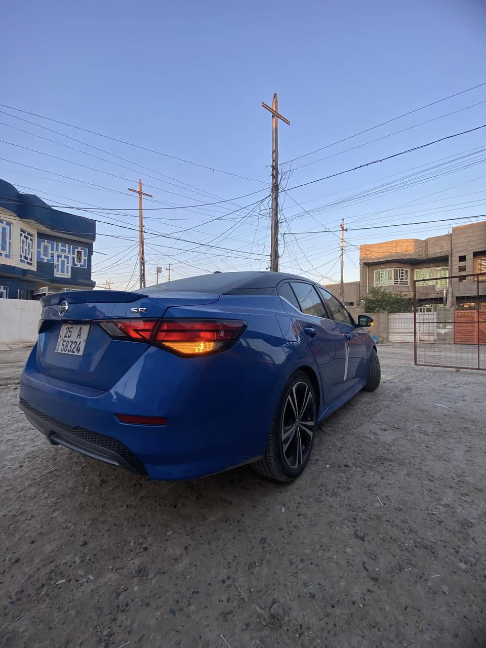 السلام عليكم
نيسان سينترا
2022
لون ازرق تو كلر 
رقم كركوك الدولي سنويه وهزه جديد
ضربتها سطحيه وصور الحادث مرفقه بدون لغد او شاصي
فول مواصفات SR
رادار امامي خلفي
4كامرات
تحديد مسار
تدفئه وتبريد مقاعد
تدفئه وتبريد ستيرنك
سلايد روف
مقاعد جلد 
ماشيه 66الف مايل
للاستفسار واتساب او اتصال اعتذر عن الرد على التعليقات او الخاص بسبب كثرة الرسائل 
*********** مكان السياره صلاح الدين سامراء

