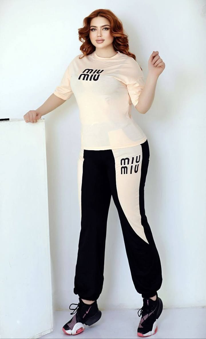 تراك نسائي 

L. XL. 2XL. 3XL.
فانيل اكسترا
 
الدرزن 75 الف


**إذا كنت صاحب هذا الإعلان وتريد حذفه لأي سبب، رجاءا أرسل رسالة إلى الدعم الفني**