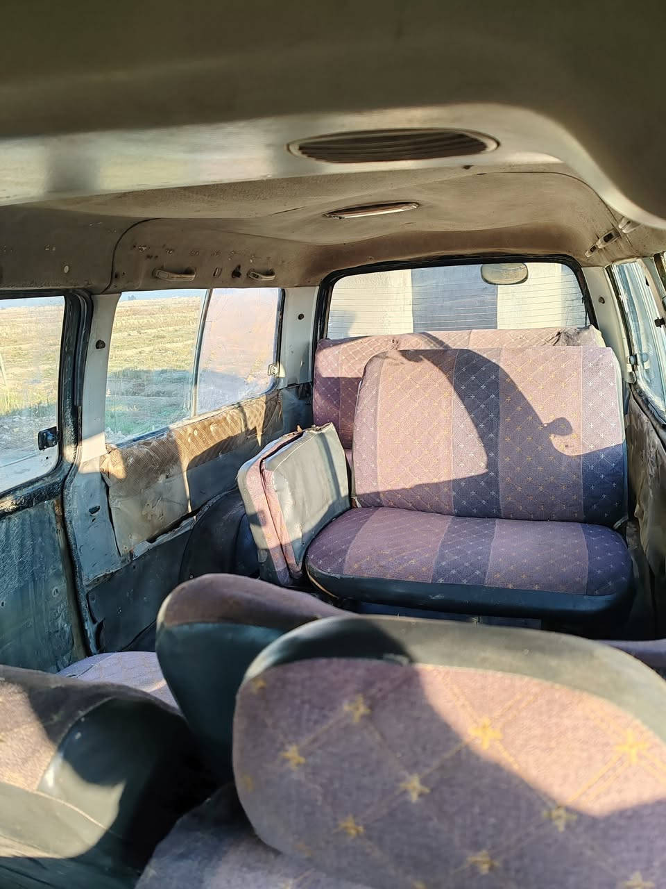 السلام عليكم بريجو موديل 97 سياره جديده مقفوله عامه فقط بها رشاد صبغ قليله جير محركممحرك كله جديد على وضع الشركه واصيها كفاله اربع شواسي كفاله مكان السياره بابل النيل رقم بابل تحويل ثاني يوم سنويه ل 28 الاستفسار على هذا الرقم السعر 53 وبيها مجال حق الجيه ***********
