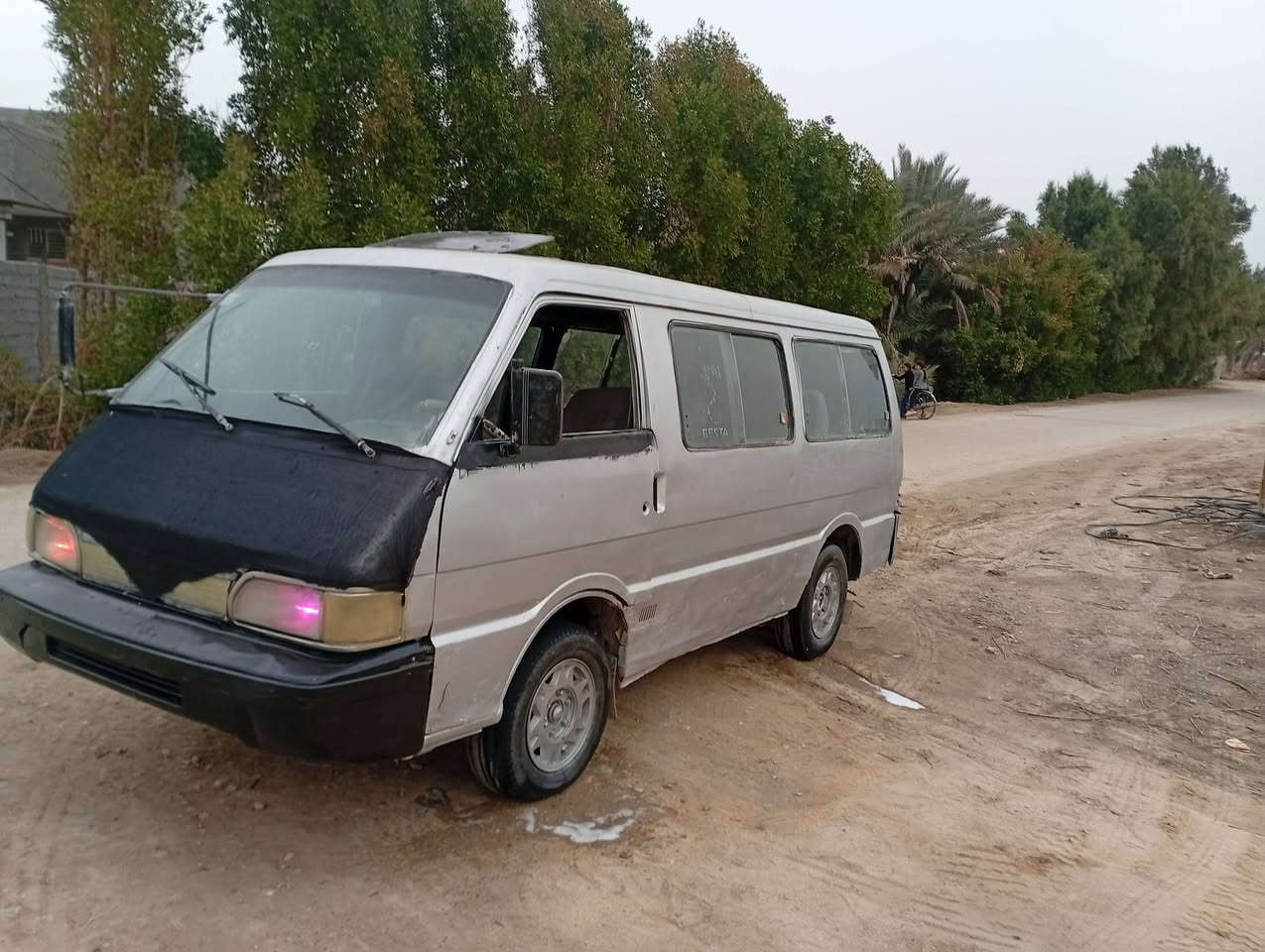 سلام عليكم سياره للبيع موديل 94 كير مكينه اكسل خير من الله كهربأيات شغالات شواصي بس واحد معمر رقم احمر  بابل رعيها مو جود السعر 13وبيها مجال كلش بصيط مكاني حله مركز ***********
