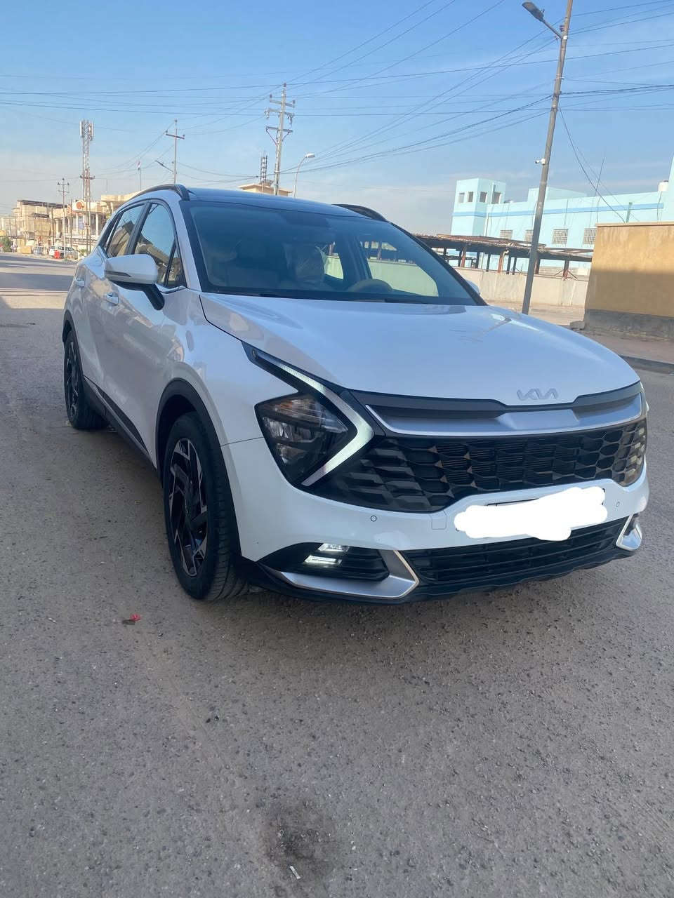 السلام عليكم كيا سبورتج للبيع خليجيه فول مواصفات كفاله عامه مديل 2023  رقم اربيل باسمي ماشيه 29000 
للاستفسار ***********
السعر 235 وبيهه مجال 
مكان السياره بصره

