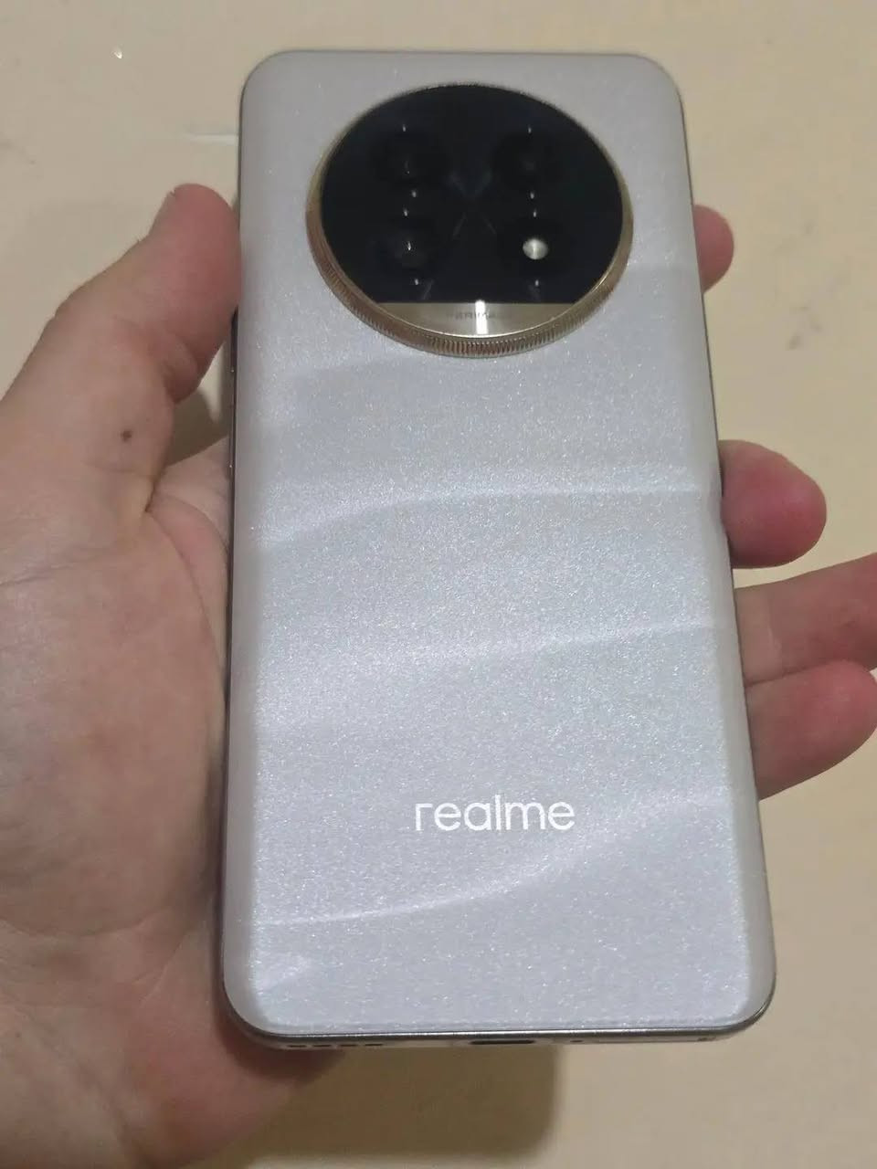 ريلمي 13 برو بلص نضيف جدا بطارية 5200 شاشة 120 هيرتز شحن 80 واط كامل ملحقات باكيت سماعة مالتة الأصلية السعر 325 وبي مجال مكاني زعفرانية ماعندي توصيل ***********
