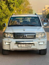 خاص مغلق رجاء السعر. 118     مكان بغداد 07719353899.  لاندكروز.  موديل...