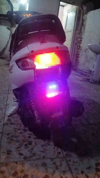 سلام عليكم دراجه فراشة كرستال البيع سرعه 140 دراجه نضيفه مكينتها لا دخان ولا نضوح شلعه ومعدل فول اوراق اصوليه بيها زنون الد ولايت قوي  تايرات جدد ويل ثنين جديد بريك امامي وخلفي جديد وكلش قوي هورن قوي السعر  190وبيها مجال مستعجل على بيع *********** مكاني بغداد مدينة الصدر
