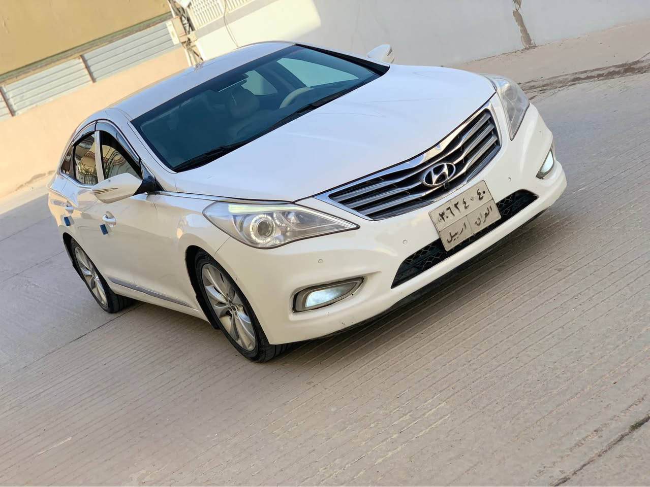 ك يالله السلام عليكم

للبيع ازيرا  خليجي 2015

السيارة  كفاله عامه عده بآب الصدر بي كلير 
محرك 6سلنر 3000 شرط مامفتوح ماشيه k/260 

رقم اربيل 

- مواصفات السيارة

بردات خلفيه  وبردّه كهربائيه
- بصمة جنطة

- تحكم استيرن

- مانع انزلاق

- دواخل بيجي

- تبريد خلفي

- ويل اكروم

- لد امامي

- منظومة لايت ابيض عالي + ناصي

- اشاير بل مري

- مري شفط

- مدخل AUX + USB

- تخم تاير

- وباقي المواصفات المعروفة

اخوان سيارة كلش حلوة وجديدة ومابيها نواقص وجاهزة للاخير من كير وتبريد وحدادية  بالكارتون ستوني مسويها  السياره مكينه وكير شرط جدد ومامفتوحات 

الف عافيه للي ياخذها

السعر115وبيها مجال قليل 

مكاني النجف الأشرف 

‭0780 157 5378‬ ‭ النجف, العراق
