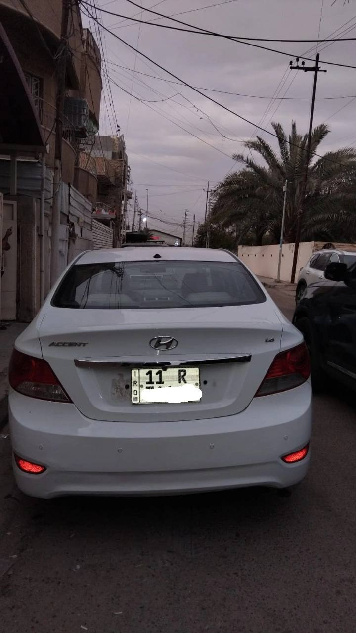 اكسنت مديل 14 خليجي
سلام عليكم اكسنت مديل 14 خليجي 
محرك 1600 
كيرها نضيف،صدر نص عمر
تخم تاير جدد
مواصفات(فتحه،تحكم ستيرن،اشاير بلمري ،تحكم بل مري،٤ دسكات)
معدل المشي 96 الف حقيقي
ارقام دولي بغداد 
السياره بأسمي (تحويل مباشر)
السعر:92 وبيها مجال 
عنوان:بغداد 
*********** بي واتساب الشراي يتصل
