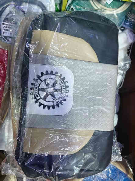 السلام عليكم ورحمة الله وبركاته يتوفر لدينا جميع انواع الدوشمة الخاصة بالتك تك والبردات الجانبية  المطرية الشتائية وحسب الطلب جملة ومفرد للتواصل ***********
