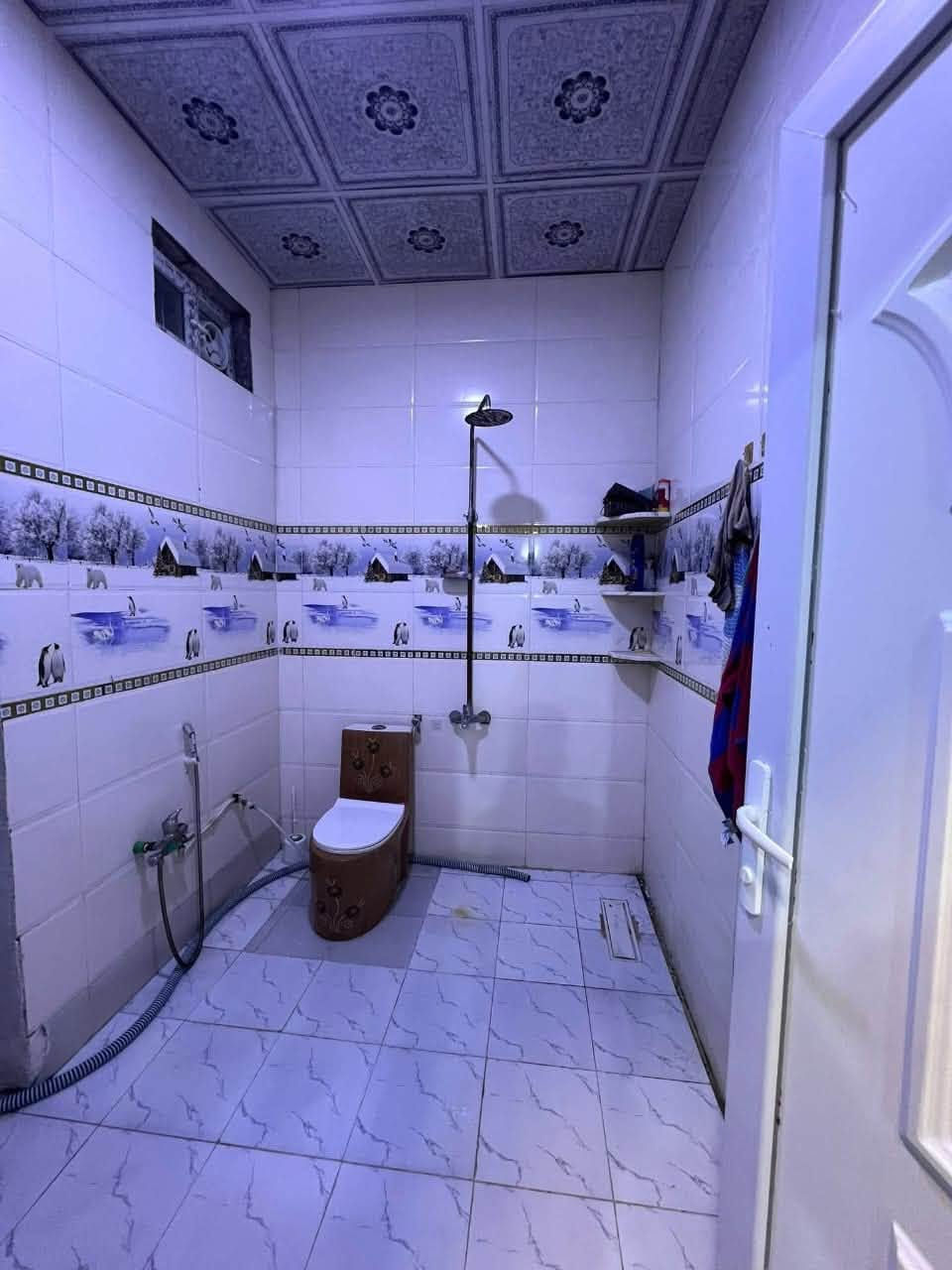 دار للبيع في ابو الخصيب
منطقة ابو كوصره قرب سنتر طه 
طابو زراعي اصولي
مساحته 230 م
يتكون من غرفتين 
مطبخ
3 حمام
دوانيه 
استقبال
هول داخلي 
البناء كونكريت  سنة 2024
   البيت اعلى من الشارع بمقدار بلوكتين
المنطقه مرقمه من الكهرباء الوطنيه 
متوفر خدمات 
يبعد عن التبليط 100 متر
 المنطقه بيه اناره 
الجوارين ذهب
السعر 80 وقابل للتفاوض 
واتساب ***********
