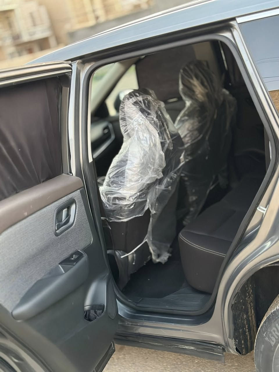 � للبيع | نيسان روج 2023 🇯🇵 | /1 💯 مراوس حسب القناعه بيع رايدها ب148 وبيها مجال
( بعدها شركه12.000 ماشيه ) رقم اربيل سنويه 2030 هزه جديده 
‏1500 Turpo 
✨ (( مواصفات نص فول حالة  جيد ))
🔷 الموديل: 2023
🔷 اللون:رصاصي  (أ )
🔷 الحالة: نص فول🔥
🔷 العداد: (5000 mil ) مشي أمريكا فقط
🛠️ المواصفات الكاملة:
✅ قير طيارة + شفتات خلف الستيرن 🚀
✅ تبريد وتدفئة  - قطعتين ♨️❄️
✅ حساسات أمامية وخلفية 📡
✅ شاشة وسطية + نظام ملاحة 🧭
✅ صندوق خلفي كهربائي 🔋
✅ داخلية فخمة جداً 🪑
✅ أنظمة أمان متكاملة: تحذير تصادم، نقطة عمياء، ثبات إلكتروني 🛡️
📸 ملاحظة:السياره بيها قطعتنين صبغ و4 قطع تبديل شركه اثر سرقه بامريكا بدون دواخل بدون شواصي شرط والسونار مرفق بلمشنور 
🔧 السيارة مخدومة بالكامل وجاهزة للسفر
📦 ما تحتاج صرف – عليها الف
📍 موقع السيارة: صلاح الدين تكريت_
📞 للتواصل والاستفسار:***********
