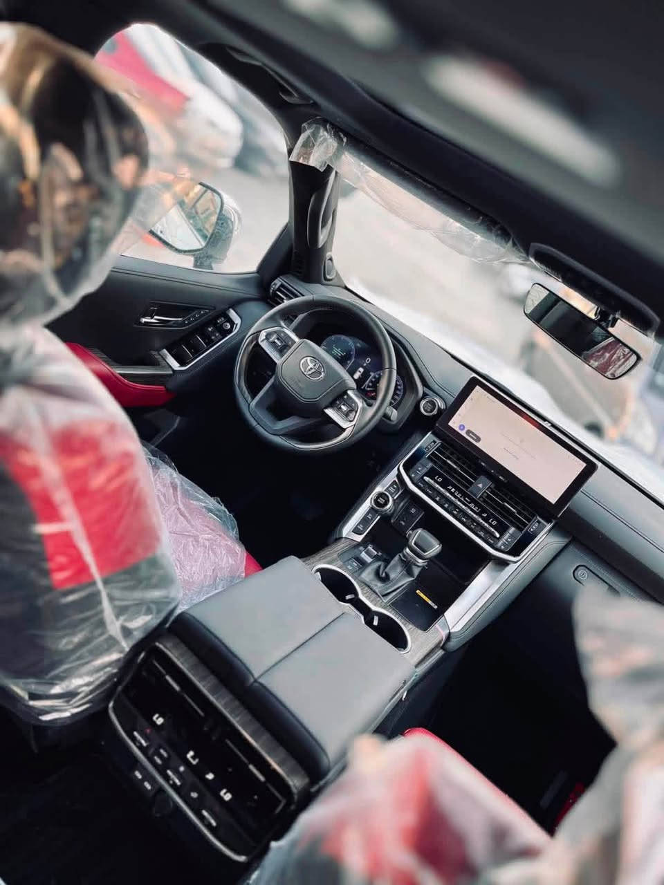 •Available 
-Toyota Land Cruiser Vxr 
-2026
-3.5L V6 Twin-Turbo
-(410) Horsepower 
-(4WD)
-White X Red 🔥🔥🔥

•For more details contact-01033144207 القاهرة, مصر


**إذا كنت صاحب هذا الإعلان وتريد حذفه لأي سبب، رجاءا أرسل رسالة إلى الدعم الفني**