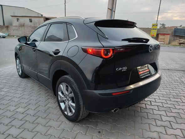 Mazda Cx30  2023
سيليكت
مواصفات معروف
١ بارجه بؤياخ بؤنيت                      سعر ( 146) $
جاملغ سايق pdr
وينه ي حادثه م داناوه
٢٥ هه زار ميل روشتوه
١ هه زار مصرفي تيانيه👉
٢ مانگ كاتي له كه له
*********** واتس اب

