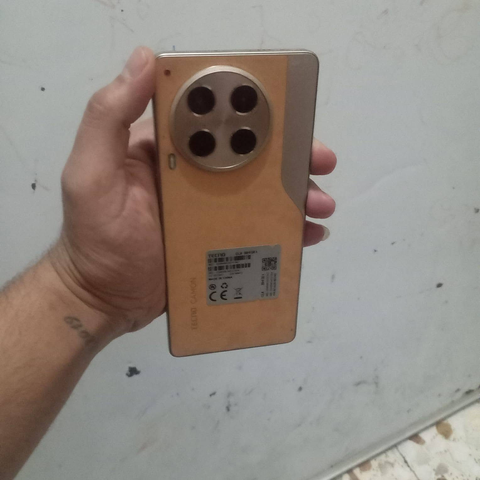 السلام عليكم TECNO CAMON 30 ذاكره ٢٥٦ بي زلغ بشاشه ماتثر مكاني بغداد مدينه الصدر 
السعر 150
***********
