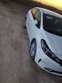 سيراتو 2017رقم بغداد دولي بسمي سياره ماشيه 95 الف حقيقي مكفوله من الفت...