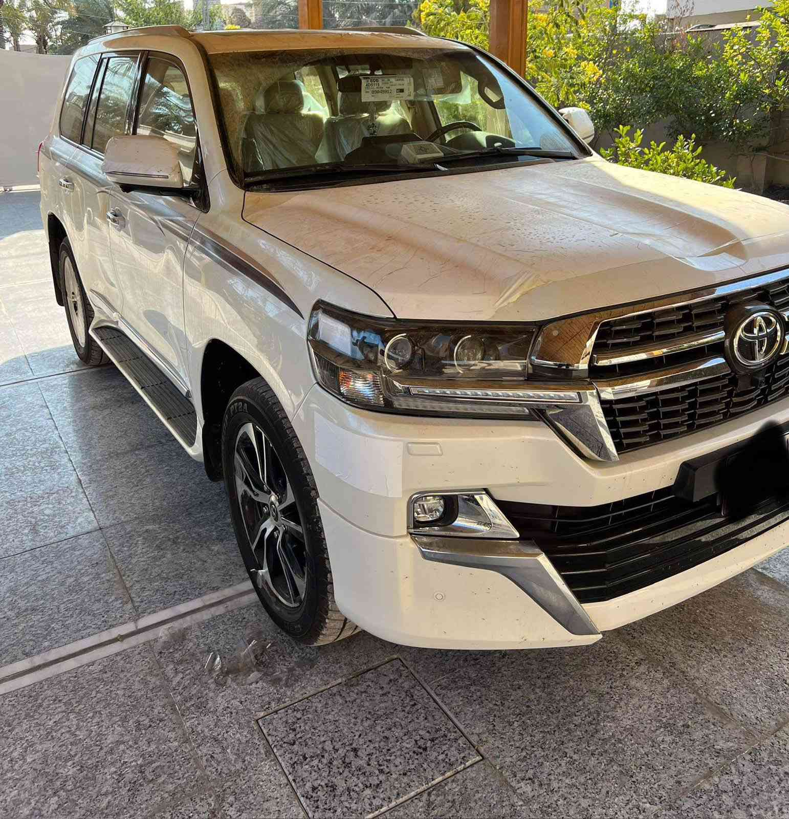 تويوتا لاندكروزر برايم (2021)🤍🔥
خليجي زيرو🇰🇼

🛣️ الممشى: 3000 حقيقي
🔢 الرقم: بغداد إنكليزي
🧾 السيارة: باسمي
🛡️ الكفالة: كفالة عامة

🔧 المحرك: V6 توين تيربو 3.5 لتر
⚙️ القير: أوتوماتيك 10 سرعات
🚙 الدفع: رباعي دائم 4×4

🛞 أنظمة القيادة: تيرين مود + كراول كنترول + قفل دفرنس
🛋️ الكشنات: جلد فاخر (تبريد ❄️ + تدفئة 🔥)
💺 المقاعد: كهرباء + ميموري
🌡️ تبريد: أمامي وخلفي متعدد
📺 الشاشة: كبيرة 12.3 إنج
🔊 الصوت: JBL
📱 النظام: Apple CarPlay + Android Auto
🔌 شحن: وايرلس
🎥 الكاميرات: 360 درجة
📡 الرادار: أمامي + مانع تصادم
🚧 الحساسات: أمامي وخلفي
🛣️ نظام المسار: الحفاظ على المسار + نقطة عمياء
💡 الإنارة: LED كامل
🛞 الرنكات: 20 إنج
🌤️ السقف: فتحة
📦 الصندوق: كهرباء

✅ الحالة: سيارة جاهزة من جميع النواحي

📮 السـعـر ✅ لايك و تعليق يصلك ع الماسنجر 📩

مكان تواجد السيارة: تواصل مع الرقم المذكور
رقم صاحب السيارة: ***********
الصفحة مكلف بالنشر
