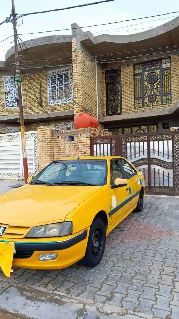 سلام عليكم بيجو بارص البيع موديل 15 راقم انكليزي بغداد مصفر هيه وقرامات العنوان واسط الكوت مركز المدينه *********** سياره بسمي الرقم بي واتساب
