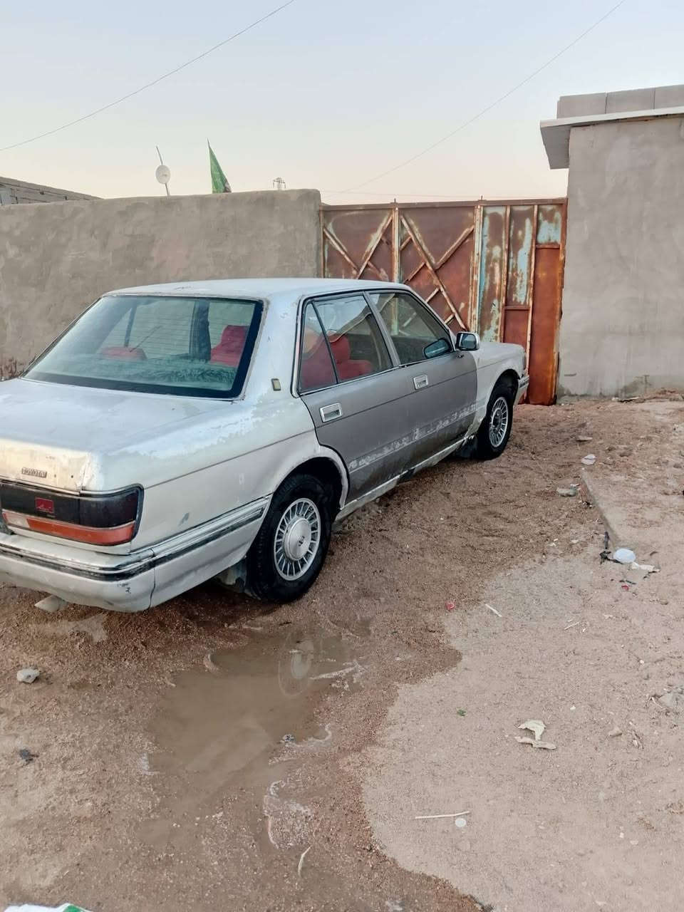 للبيع سيدان رقم بصره المكان البصره الزبير السعر 28  الاتصال على الرقم
***********
