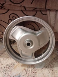 ماكس منغولي • جديد • خلفي