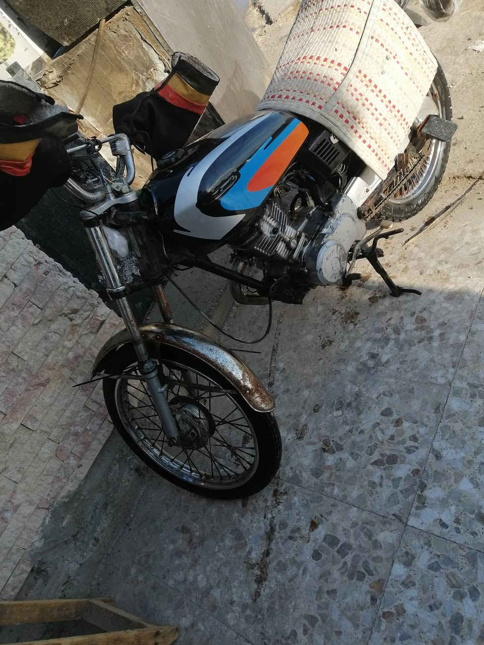 السلام عليكم دراجه البيع كلك سعره 190بيه مجال بصيط بابل الهاشميه هاذه رقمي ***********
